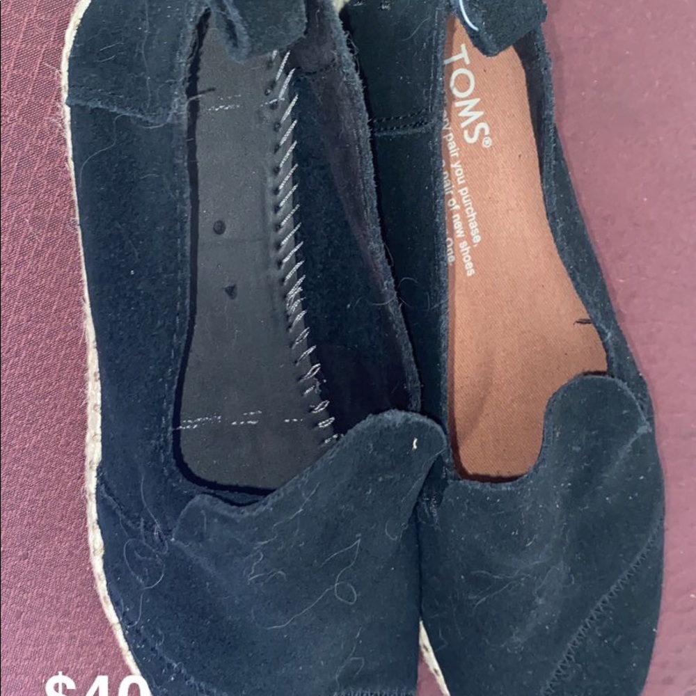 Toms